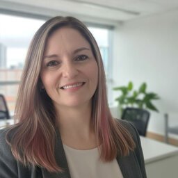 Luisa González, asesora de PyT Seguros